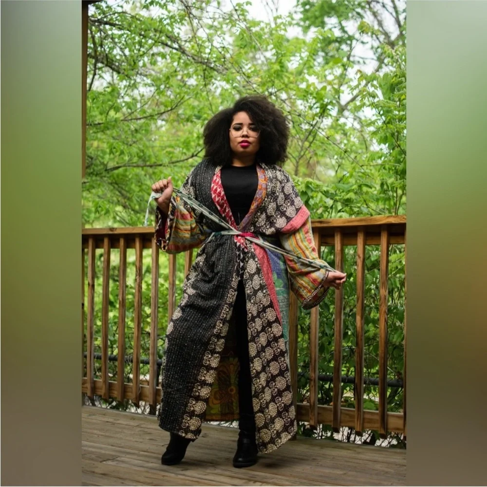 Kantha Bae | Majestic Kimono - Picture 6 of 6